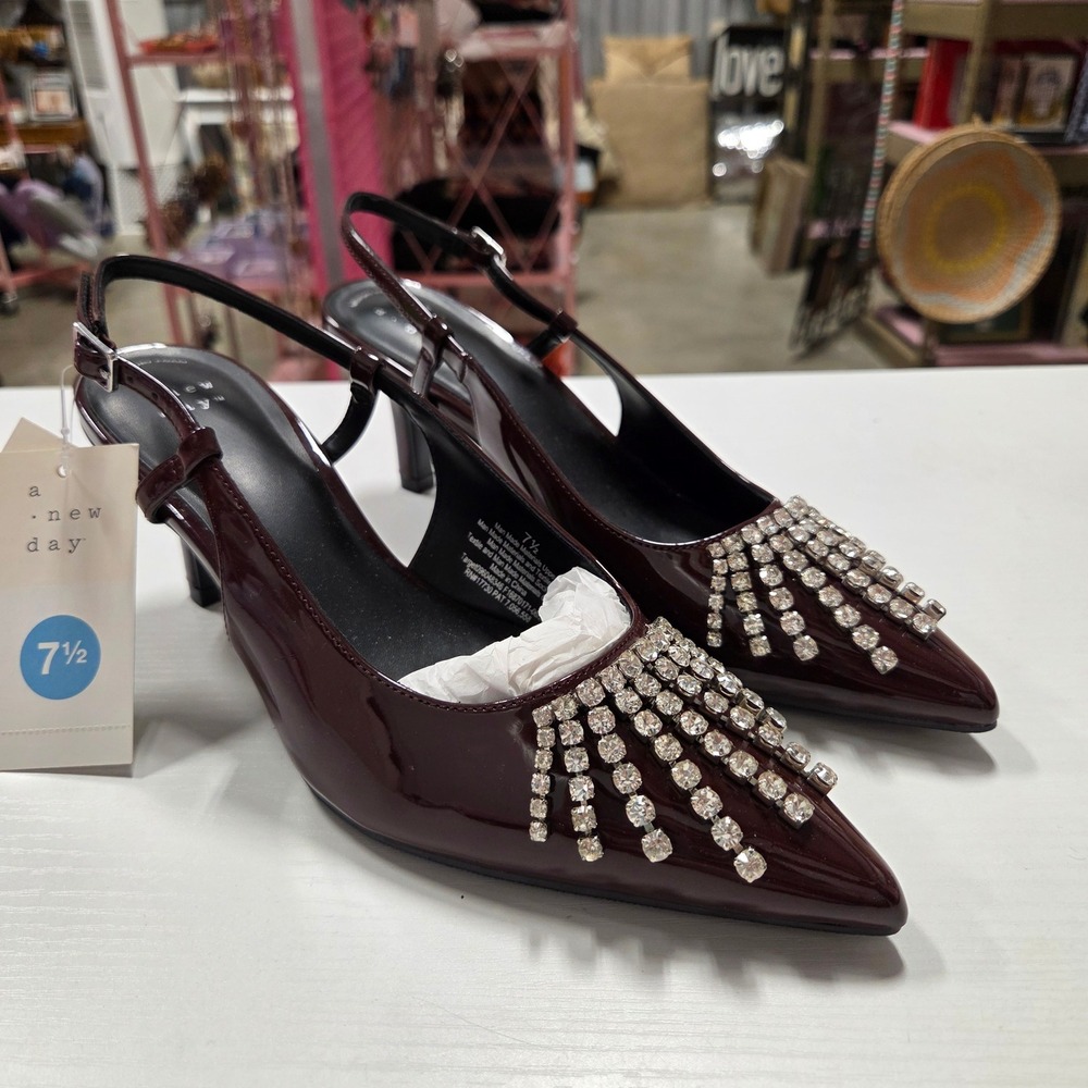 A New Day Serafina Burgundy Patent Rhinestone Fringe Slingback Pumps 7.5 NEW